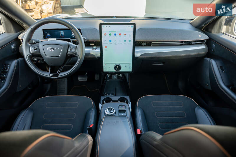 Позашляховик / Кросовер Ford Mustang Mach-E 2022 в Івано-Франківську