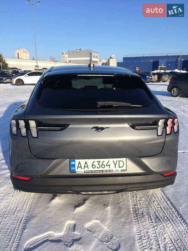 Позашляховик / Кросовер Ford Mustang Mach-E 2021 в Києві