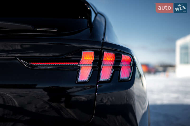 Позашляховик / Кросовер Ford Mustang Mach-E 2024 в Києві