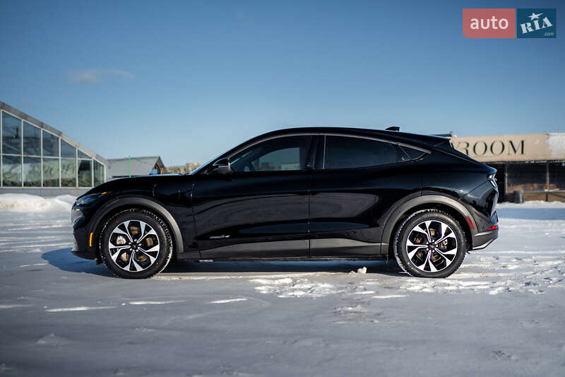Позашляховик / Кросовер Ford Mustang Mach-E 2024 в Києві