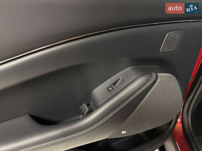 Позашляховик / Кросовер Ford Mustang Mach-E 2021 в Києві