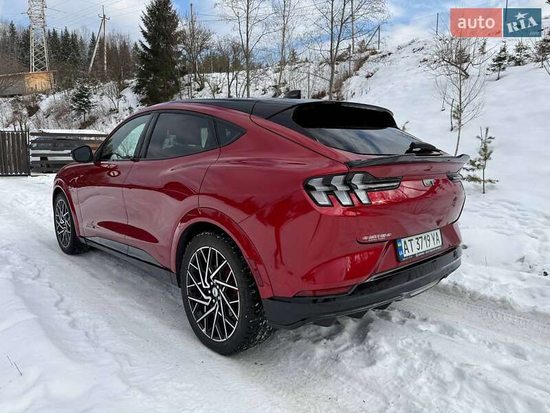 Позашляховик / Кросовер Ford Mustang Mach-E 2022 в Верховині