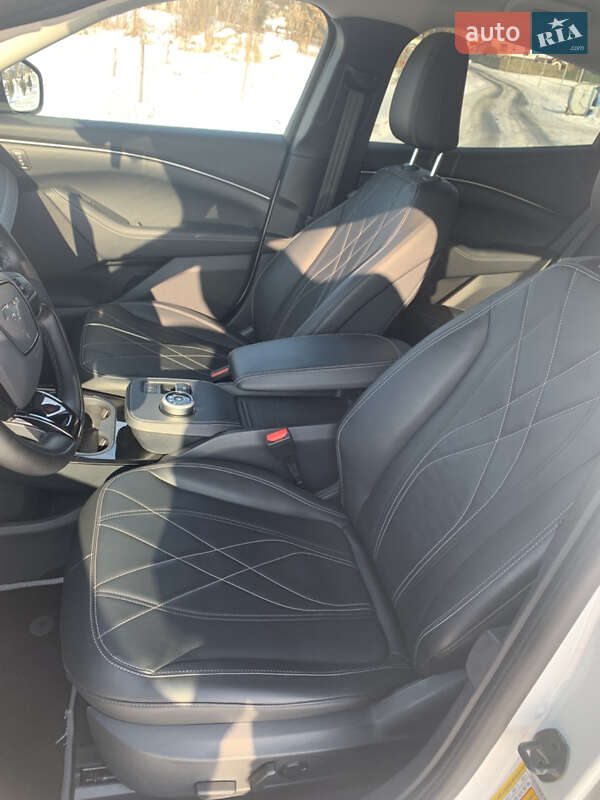 Позашляховик / Кросовер Ford Mustang Mach-E 2024 в Коломиї