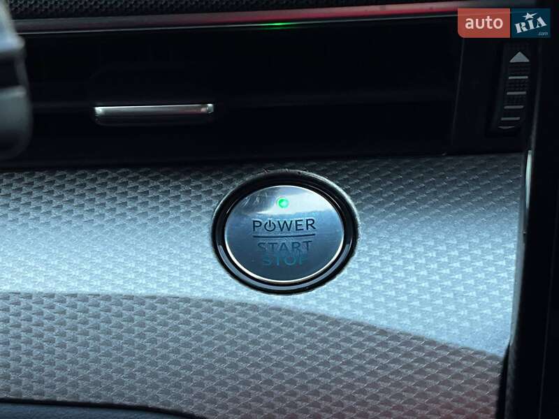 Позашляховик / Кросовер Ford Mustang Mach-E 2021 в Києві фото 22 Позашляховик / Кросовер Ford Mustang Mach-E 2021 в Києві