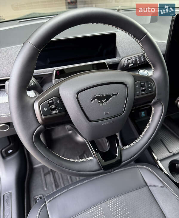 Позашляховик / Кросовер Ford Mustang Mach-E 2024 в Івано-Франківську