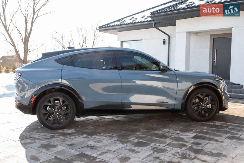 Позашляховик / Кросовер Ford Mustang Mach-E 2023 в Івано-Франківську фото 11 Позашляховик / Кросовер Ford Mustang Mach-E 2023 в Івано-Франківську