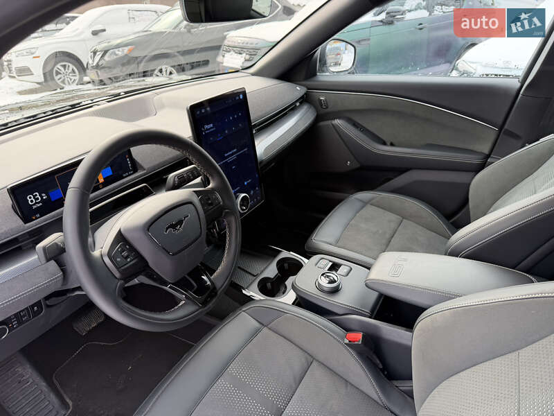 Позашляховик / Кросовер Ford Mustang Mach-E 2024 в Івано-Франківську