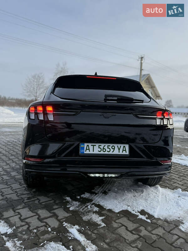 Позашляховик / Кросовер Ford Mustang Mach-E 2023 в Івано-Франківську