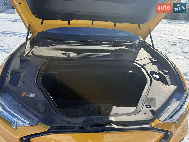 Внедорожник / Кроссовер Ford Mustang Mach-E 2022 в Ровно