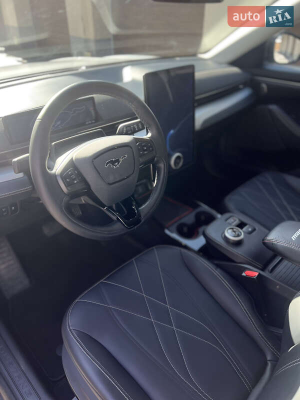 Внедорожник / Кроссовер Ford Mustang Mach-E 2023 в Виннице фото 14 Внедорожник / Кроссовер Ford Mustang Mach-E 2023 в Виннице