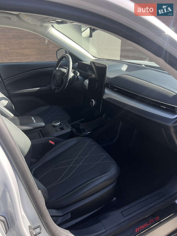 Внедорожник / Кроссовер Ford Mustang Mach-E 2023 в Виннице фото 18 Внедорожник / Кроссовер Ford Mustang Mach-E 2023 в Виннице