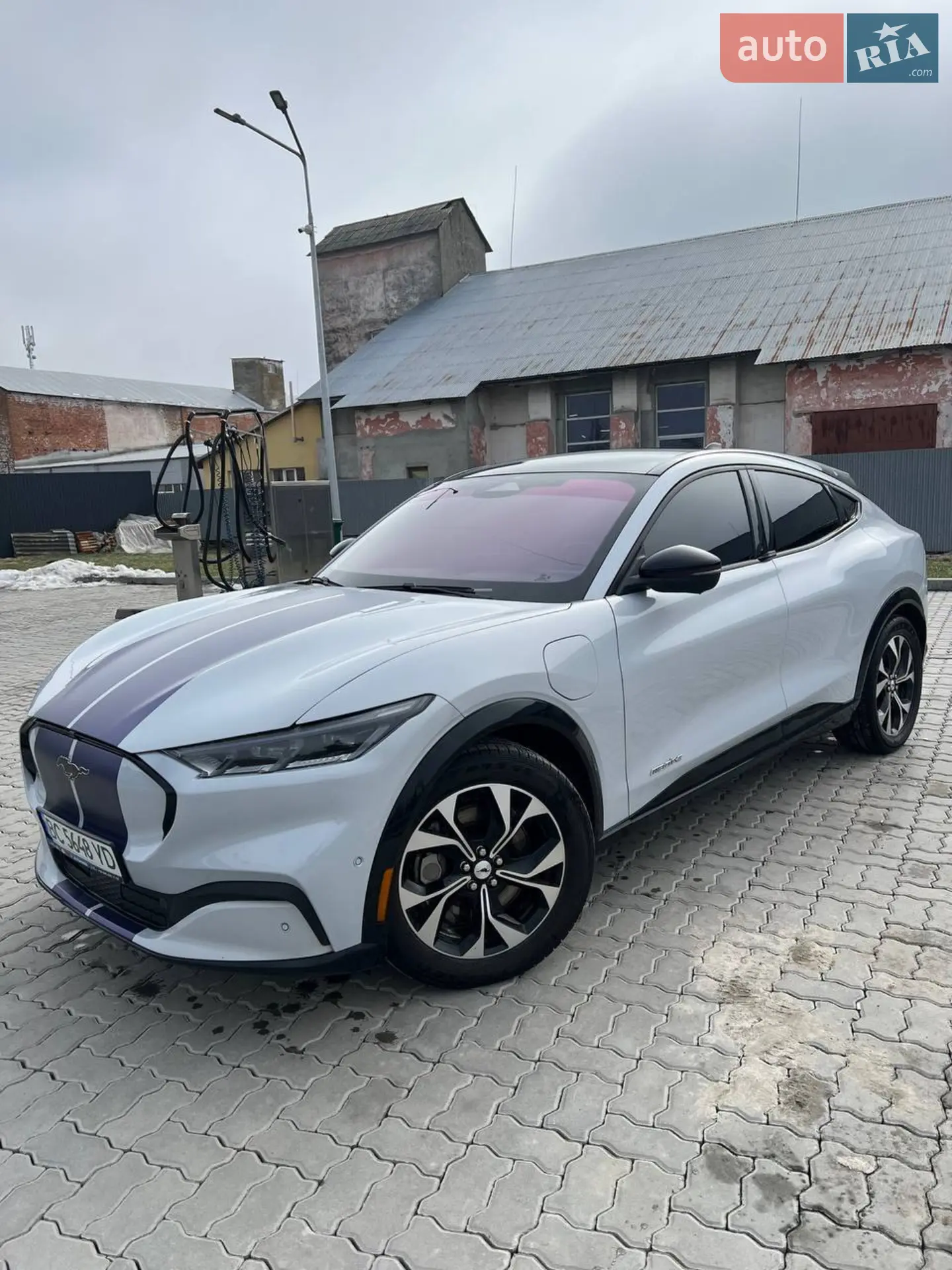 2021 Ford Mustang Mach-E - мініатюра 6