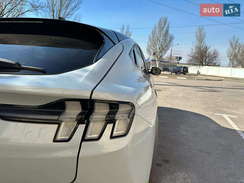 Внедорожник / Кроссовер Ford Mustang Mach-E 2021 в Запорожье