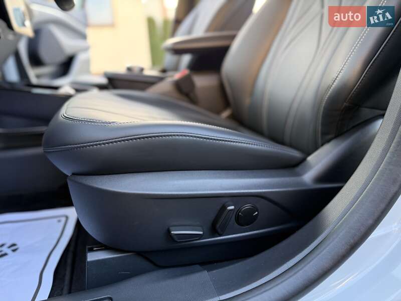 Позашляховик / Кросовер Ford Mustang Mach-E 2023 в Дрогобичі