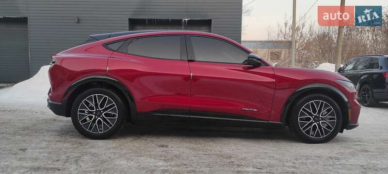 Внедорожник / Кроссовер Ford Mustang Mach-E 2024 в Чернигове фото 2 Внедорожник / Кроссовер Ford Mustang Mach-E 2024 в Чернигове