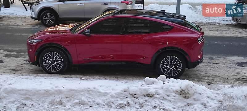 Ford Mustang Mach-E 2024