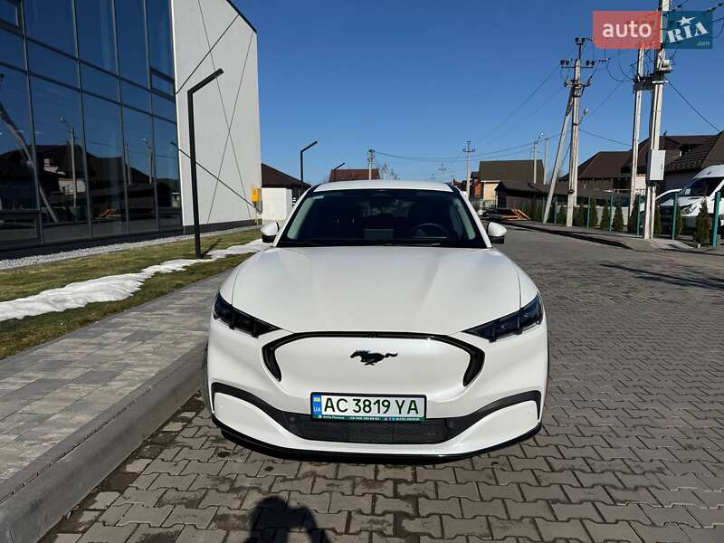 Внедорожник / Кроссовер Ford Mustang Mach-E 2024 в Луцке