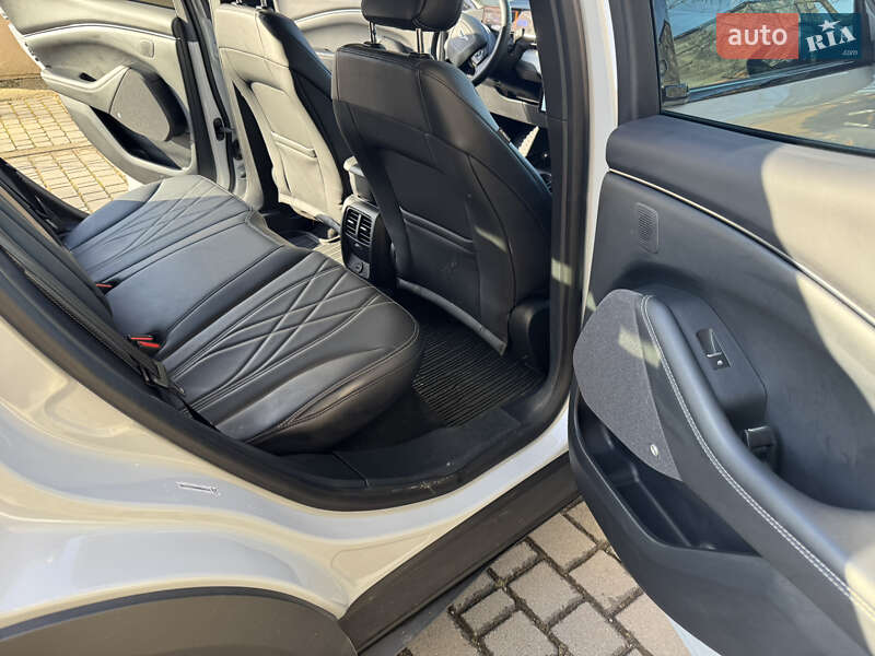 Внедорожник / Кроссовер Ford Mustang Mach-E 2021 в Надворной фото 11 Внедорожник / Кроссовер Ford Mustang Mach-E 2021 в Надворной