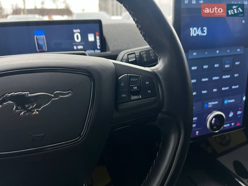 Внедорожник / Кроссовер Ford Mustang Mach-E 2022 в Ивано-Франковске