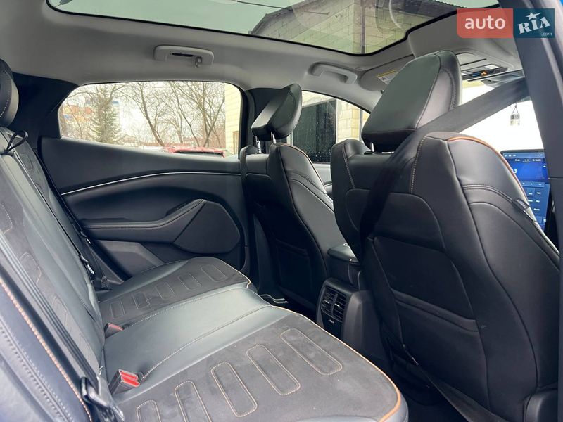 Внедорожник / Кроссовер Ford Mustang Mach-E 2022 в Ивано-Франковске