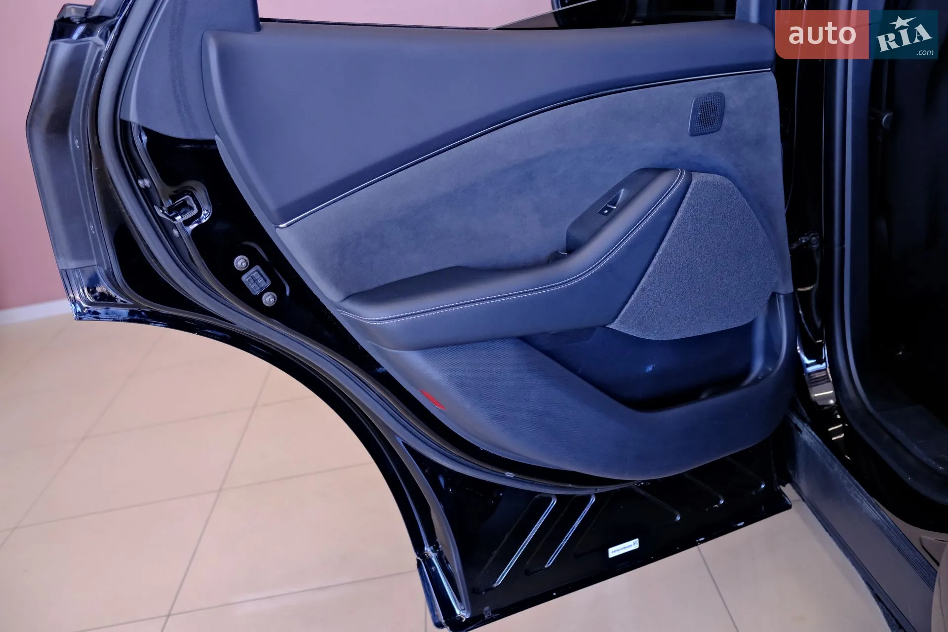 2023 Ford Mustang Mach-E - мініатюра 34