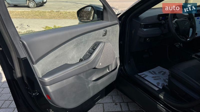 Внедорожник / Кроссовер Ford Mustang Mach-E 2023 в Львове