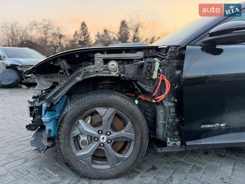 Внедорожник / Кроссовер Ford Mustang Mach-E 2023 в Луцке