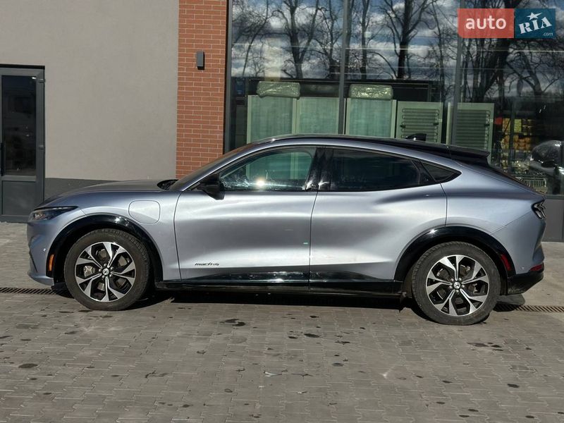 Внедорожник / Кроссовер Ford Mustang Mach-E 2022 в Киеве