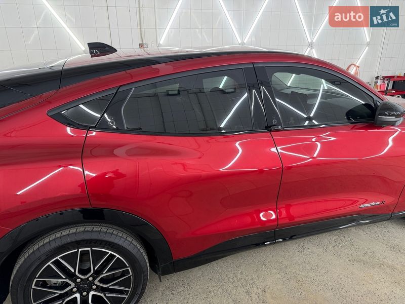 Внедорожник / Кроссовер Ford Mustang Mach-E 2024 в Львове