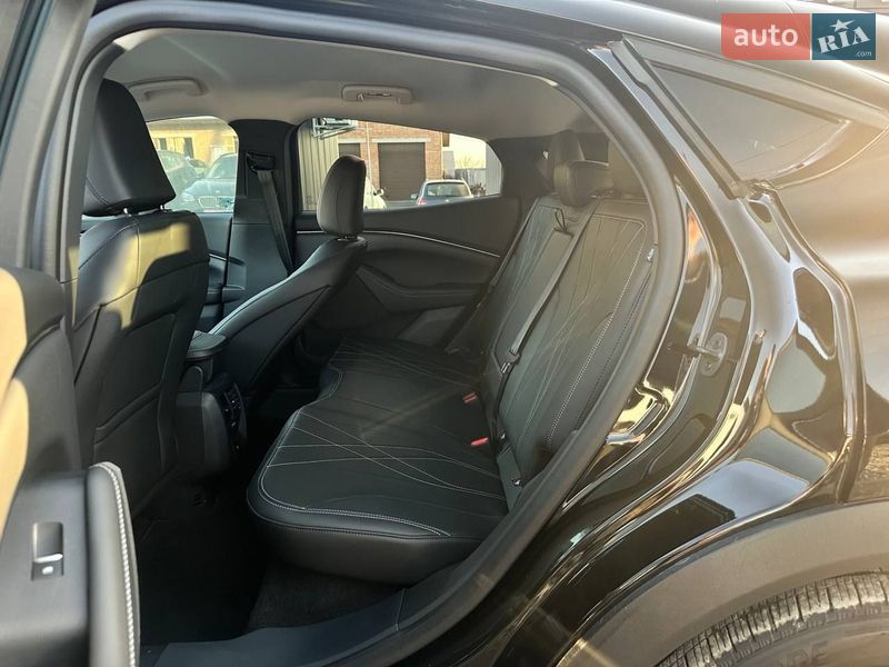 Позашляховик / Кросовер Ford Mustang Mach-E 2025 в Луцьку