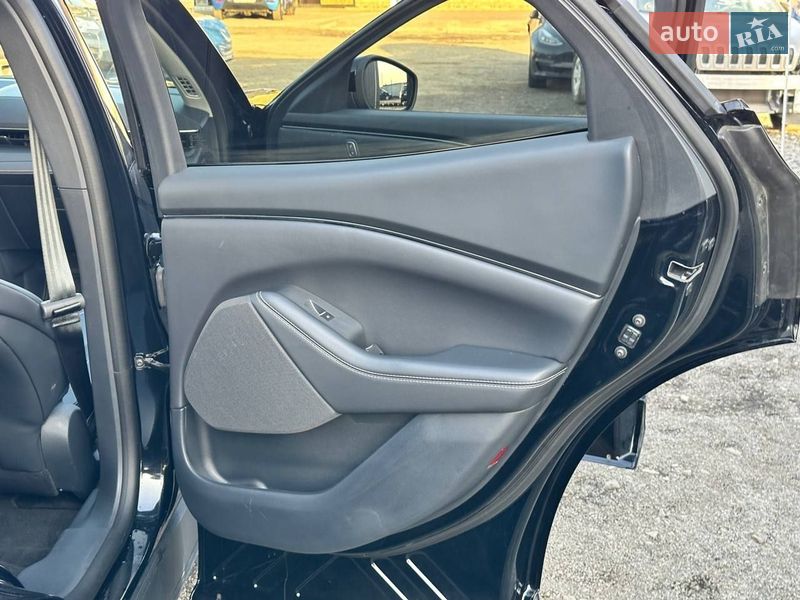 Позашляховик / Кросовер Ford Mustang Mach-E 2025 в Луцьку