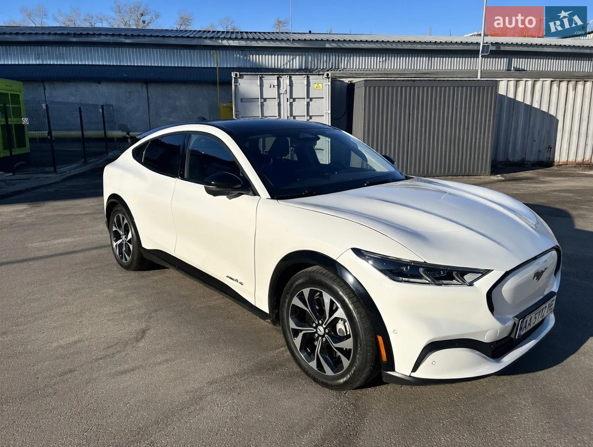 2021 Ford Mustang Mach-E - мініатюра 3