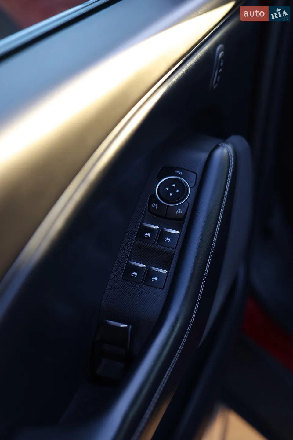 2022 Ford Mustang Mach-E - мініатюра 20