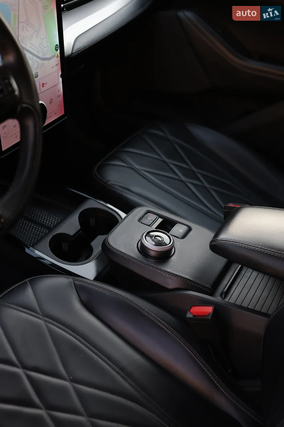 2022 Ford Mustang Mach-E - мініатюра 25