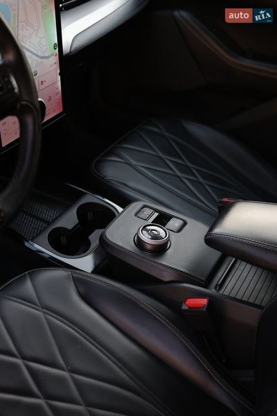 Внедорожник / Кроссовер Ford Mustang Mach-E 2022 в Черкассах фото 25 Внедорожник / Кроссовер Ford Mustang Mach-E 2022 в Черкассах