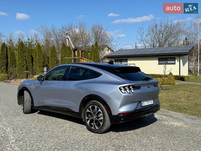 Позашляховик / Кросовер Ford Mustang Mach-E 2022 в Жовкві