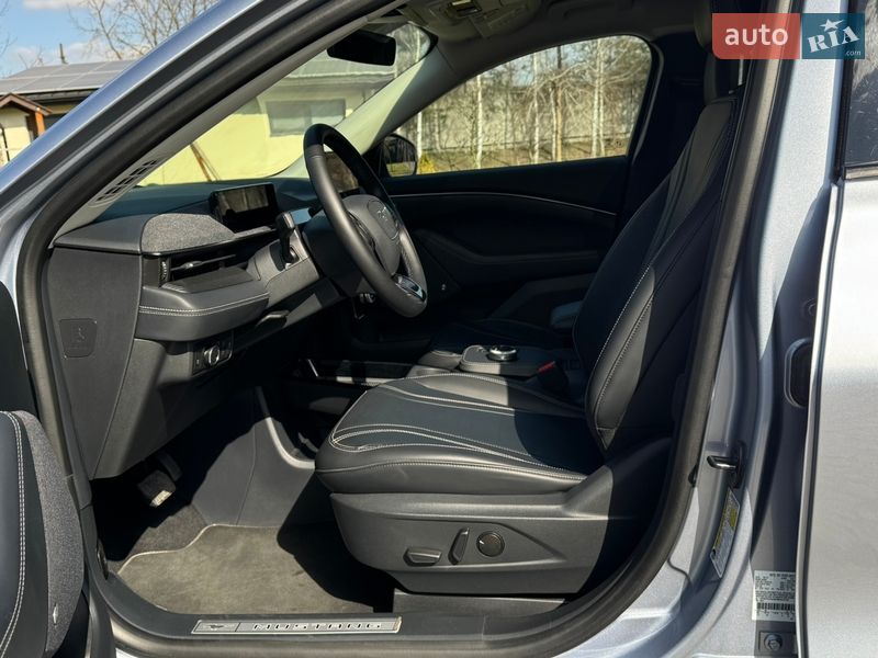 Позашляховик / Кросовер Ford Mustang Mach-E 2022 в Жовкві