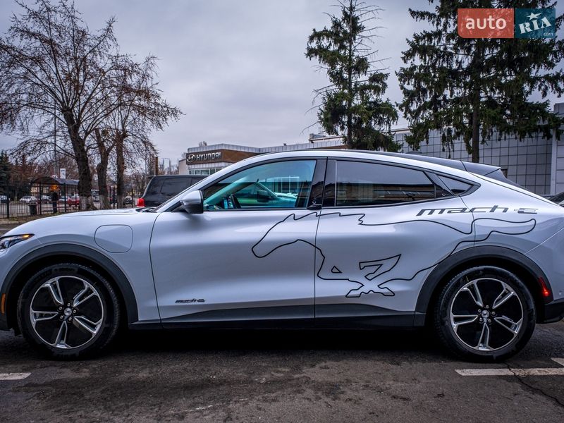 Внедорожник / Кроссовер Ford Mustang Mach-E 2021 в Киеве
