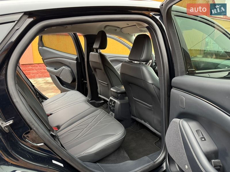 Внедорожник / Кроссовер Ford Mustang Mach-E 2021 в Ровно