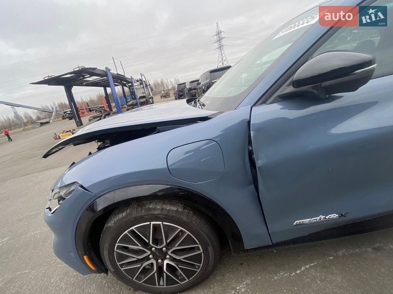 Внедорожник / Кроссовер Ford Mustang Mach-E 2024 в Львове