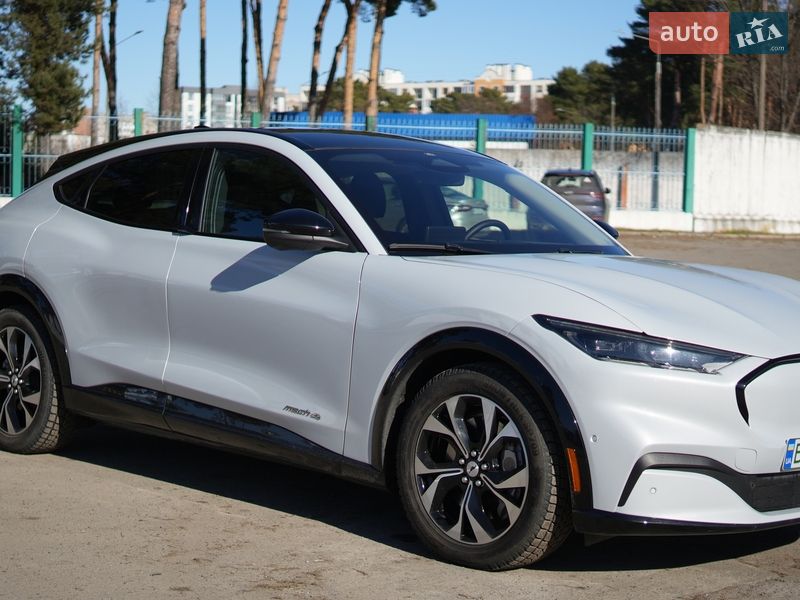 Внедорожник / Кроссовер Ford Mustang Mach-E 2023 в Вараше фото 6 Внедорожник / Кроссовер Ford Mustang Mach-E 2023 в Вараше