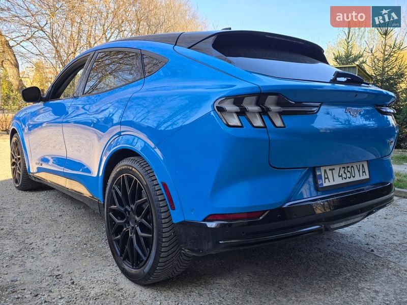 Внедорожник / Кроссовер Ford Mustang Mach-E 2022 в Ивано-Франковске