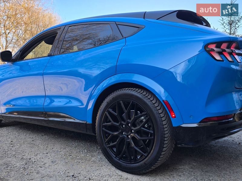 Внедорожник / Кроссовер Ford Mustang Mach-E 2022 в Ивано-Франковске
