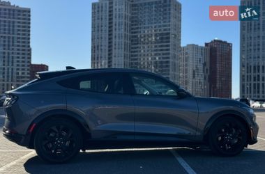 Внедорожник / Кроссовер Ford Mustang Mach-E 2023 в Киеве