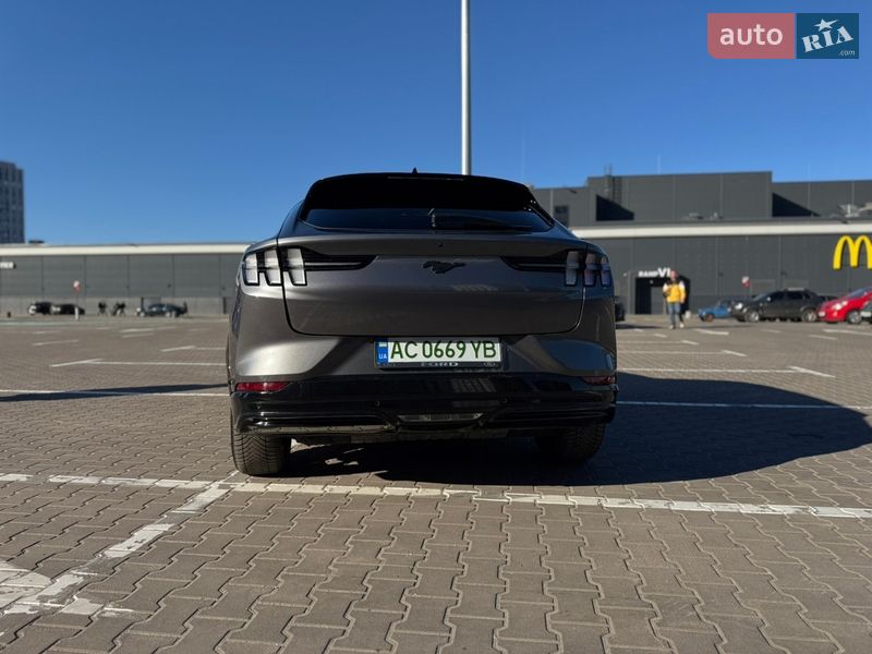Внедорожник / Кроссовер Ford Mustang Mach-E 2023 в Киеве