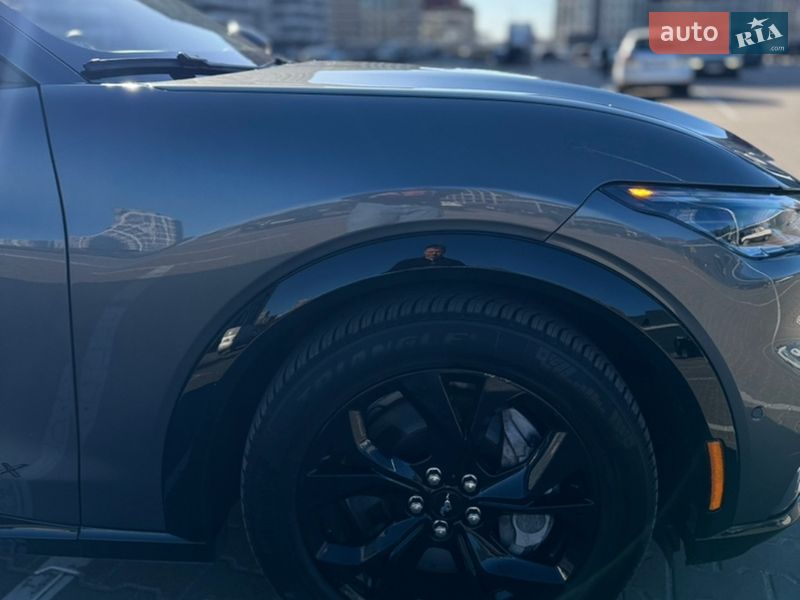 Внедорожник / Кроссовер Ford Mustang Mach-E 2023 в Киеве