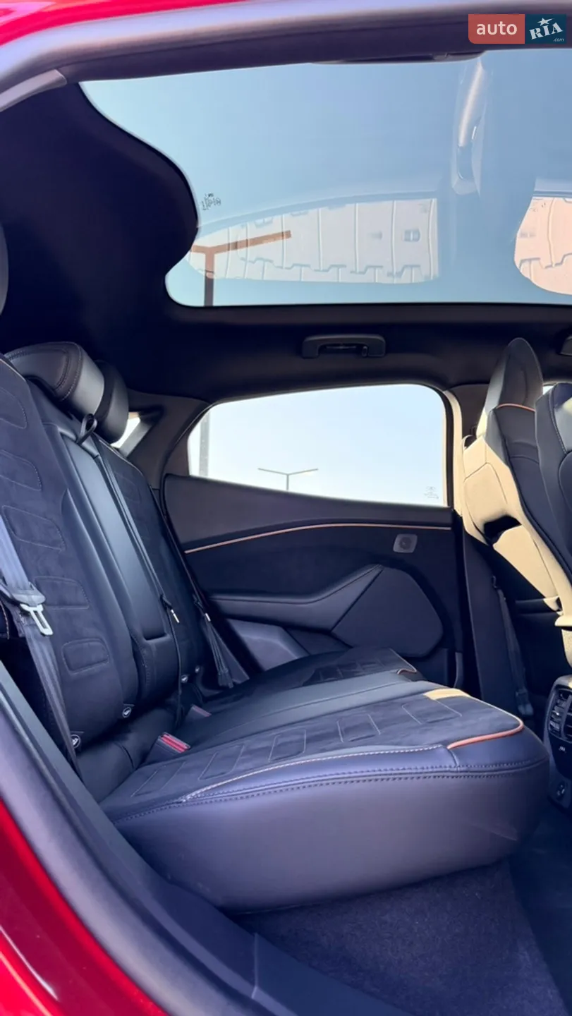 2022 Ford Mustang Mach-E - мініатюра 23