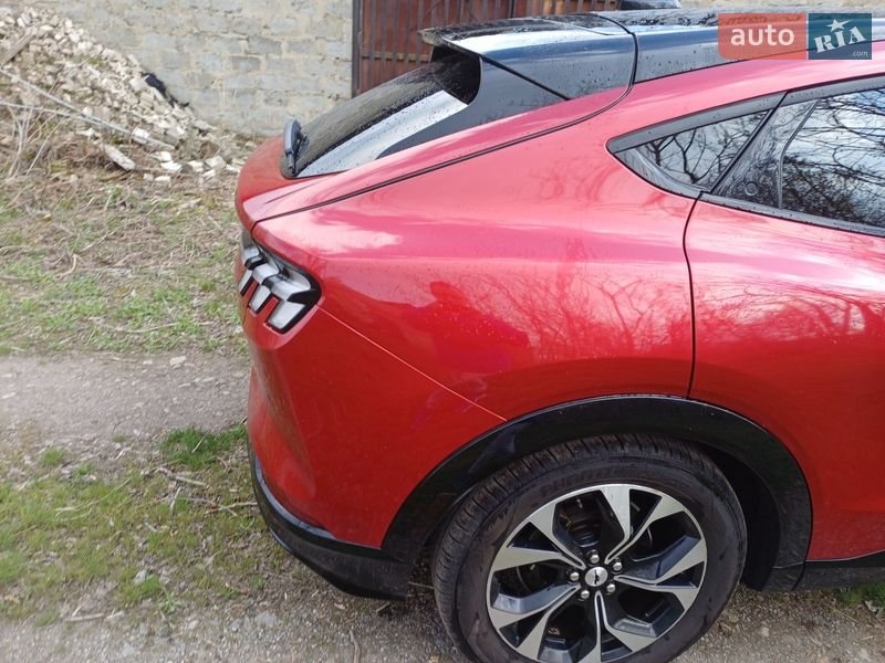 Позашляховик / Кросовер Ford Mustang Mach-E 2021 в Гайвороні фото 10 Позашляховик / Кросовер Ford Mustang Mach-E 2021 в Гайвороні