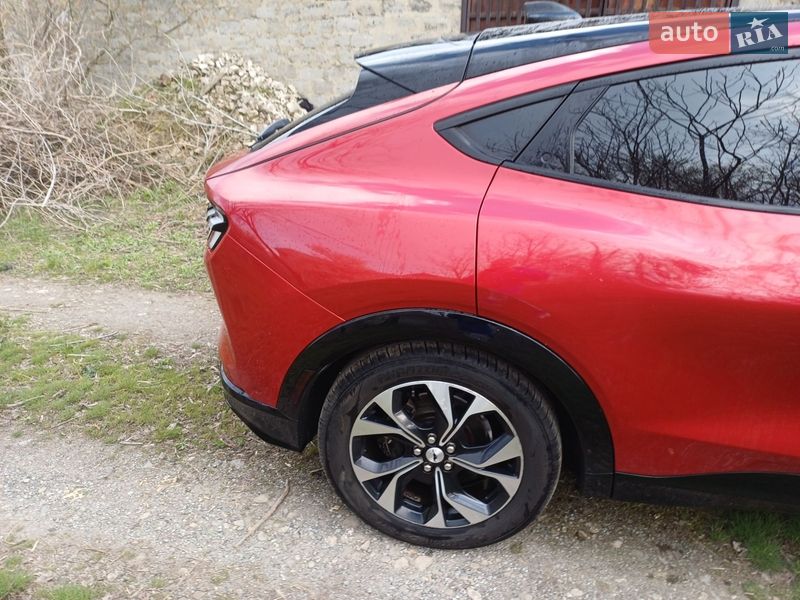 Позашляховик / Кросовер Ford Mustang Mach-E 2021 в Гайвороні фото 7 Позашляховик / Кросовер Ford Mustang Mach-E 2021 в Гайвороні