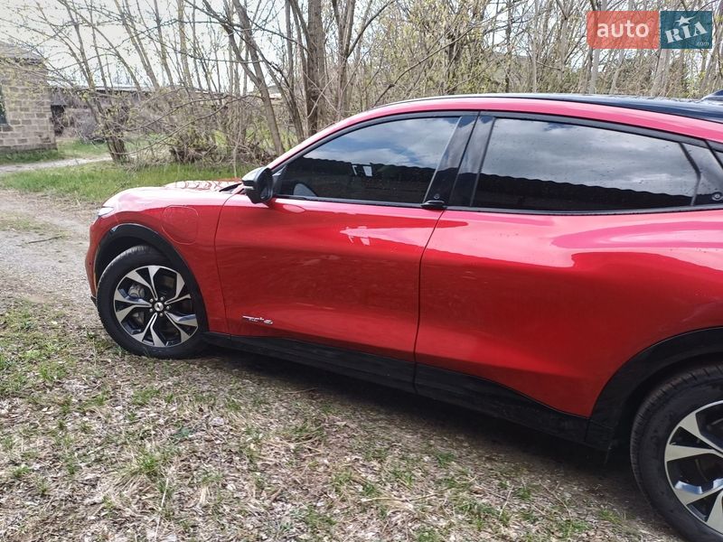 Позашляховик / Кросовер Ford Mustang Mach-E 2021 в Гайвороні фото 34 Позашляховик / Кросовер Ford Mustang Mach-E 2021 в Гайвороні